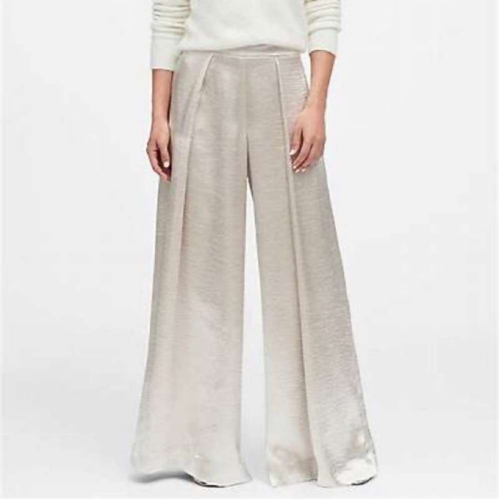 Champagne wide leg pant
